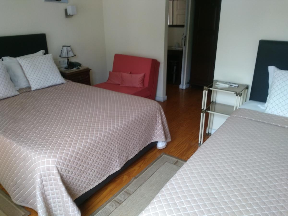 Economy Triple Room,889780309:JPEG